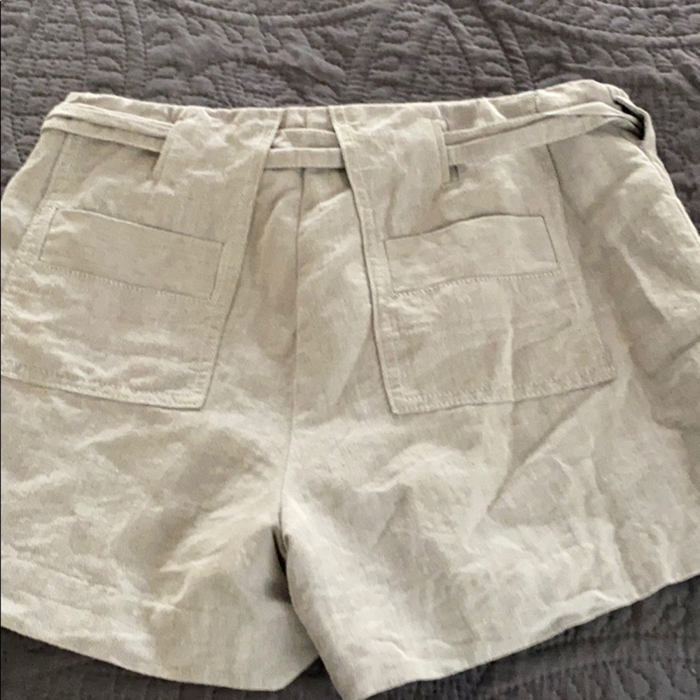 Shorts - Picture 2 of 4